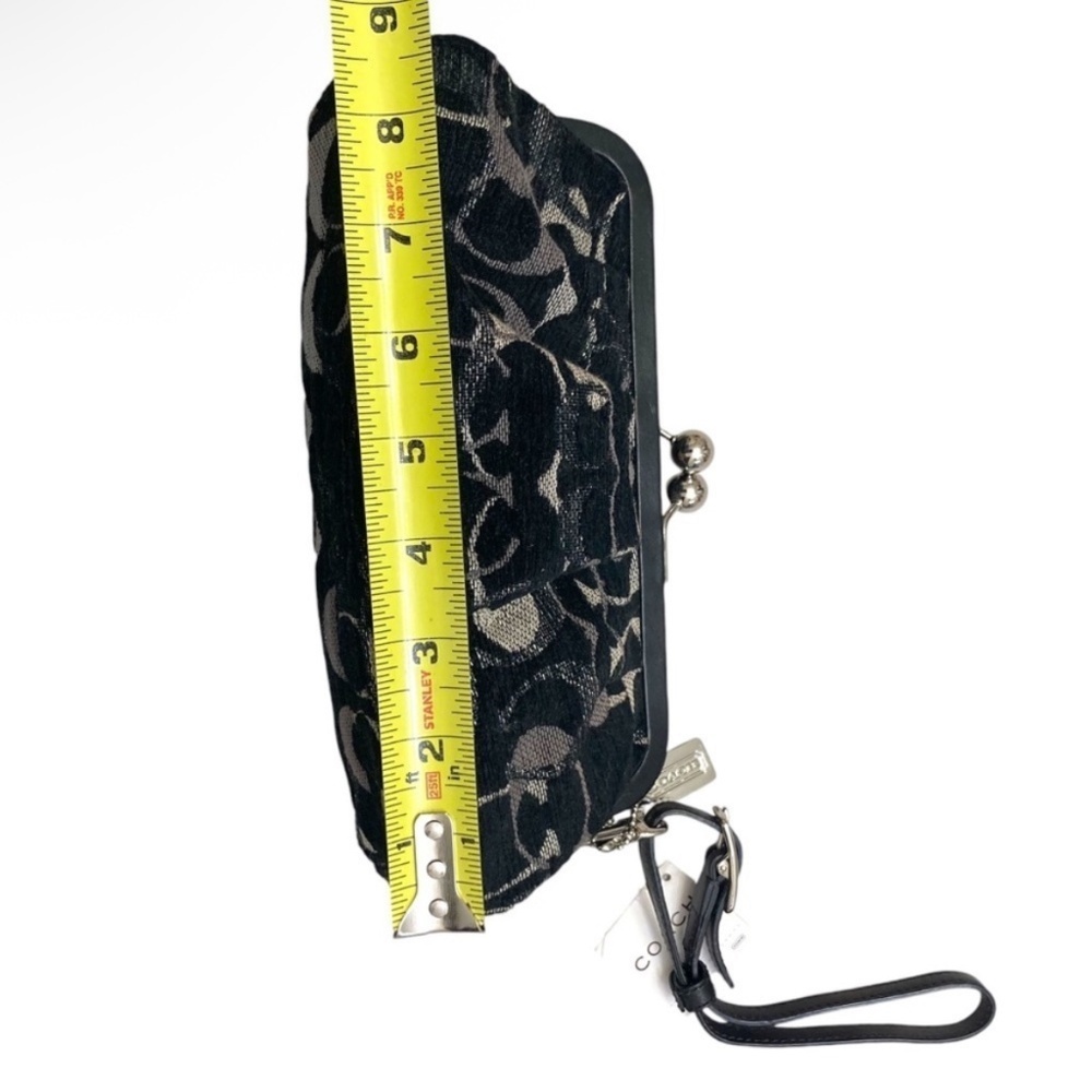 Coach vintage y2k silver black optic rare kiss lock clutch wristlet bag #3584 - Picture 4 of 6
